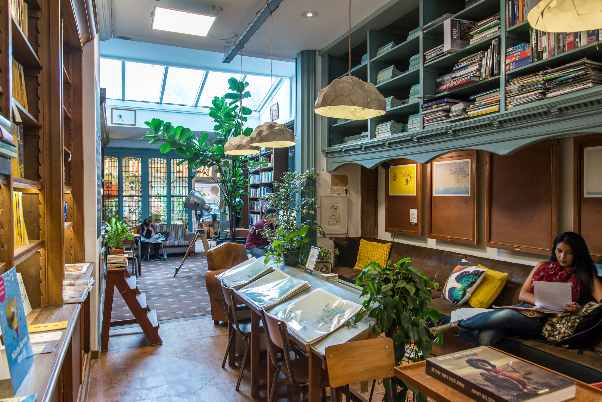 the hague bookstore koffie drinken en fietsen in Den Haag